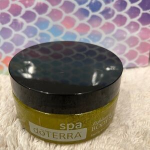 Exfoliating body scrub